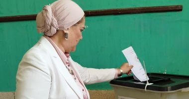 رئيسة المجلس القومي للطفولة والأمومة تُدلي بصوتها