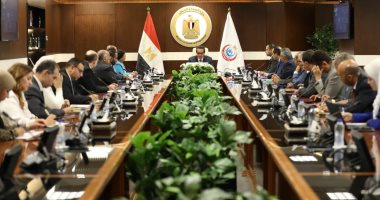 نائب رئيس الوزراء يترأس اجتماعا دوريا لمتابعة كفاءة تقديم الخدمات الصحية