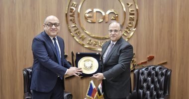 رئيس هيئة الدواء المصرية يستقبل سفير الفلبين لبحث تعزيز التعاون المشترك رئيس هيئة الدواء المصرية يستقبل سفير الفلبين لبحث تعزيز التعاون المشترك