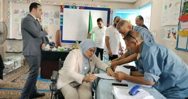 النائبة هند حازم تدلى بصوتها فى انتخابات الشيوخ وتدعو المواطنين للمشاركة