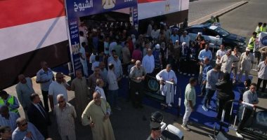 بدء التصويت باليوم الثانى من انتخابات الشيوخ فى 8 آلاف و286 مقرا انتخابيا تواجد المواطنين أمام اللجان