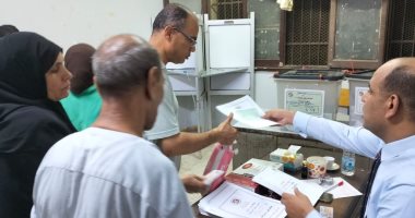 زحام في لجان انتخابات مجلس الشيوخ في عين شمس قبل دقائق من نهاية اليوم الأول