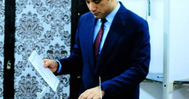 نائب محافظ سوهاج يدلى بصوته فى انتخابات الشيوخ بمدرسة صلاح سالم