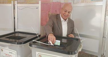 نقيب الصناعات الغذائية يدلى بصوته فى انتخابات الشيوخ: واجب وطنى يدعم الاستقرار