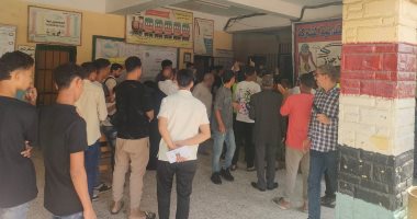 توافد الناخبين على لجان البدرشين للإدلاء بأصواتهم فى انتخابات الشيوخ