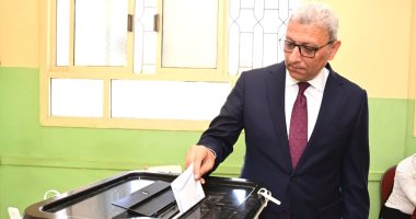 وكيل أول مجلس النواب يدلى بصوته فى انتخابات مجلس الشيوخ