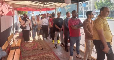طوابير الناخبين فى الساعات الأولى من التصويت بانتخابات الشيوخ بالدقي.. صور توافد الناخبين
