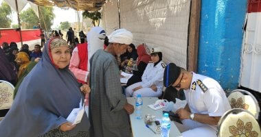 انتخابات مجلس الشيوخ 2025.. المرشحون يحشدون الناخبين للمشاركة فى العٌرس الديمقراطى.. العائلات تظهر بقوة واحتفالات بالمزمار البلدى ومسيرة بالأعلام.. وإنشاء مظلات لوقاية الناخبين من الشمس.. و100 مليون صحة تشارك انتخابات مجلس الشيوخ