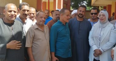 مرشحة الجبهة الوطنية تُدلي بصوتها في نجع حمادي وتتفقد عددًا من اللجان بقنا