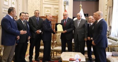 وفد نادي قضاة جنوب سيناء يقدم التهنئة لرئيس مجلس القضاء الأعلى بمنصبه الجديد