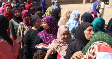 محافظ سوهاج يتفقد لجنة ساحل طهطا بانتخابات مجلس الشيوخ.. صور