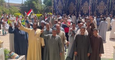 علم مصر يزين لجان انتخابات مجلس الشيوخ بالمحافظات.. الشباب والمرأة يتصدرون المشهد في ثاني أيام التصويت.. رجال الدين الإسلامي والمسيحي يقودون مسيرات للحث على المشاركة.. وفرق الكشافة تنظم دخول الناخبين.. صور ثانى أيام انتخابات مجلس الشيوخ بالمحافظات
