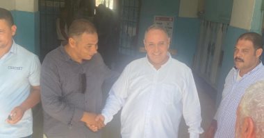 رئيس حزب إرادة جيل يدلى بصوته الانتخابى فى انتخابات الشيوخ 2025.. صور