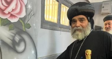 أسقف نجع حمادي يدلى بصوته فى انتخابات مجلس الشيوخ أسقف نجع حمادي يدلي بصوته
