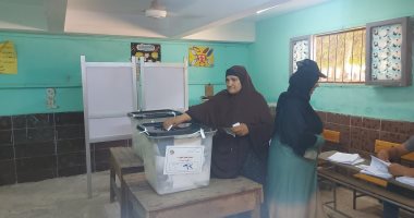 المواطنون يواصلون التوافد للإدلاء بأصواتهم فى ثانى أيام انتخابات الشيوخ