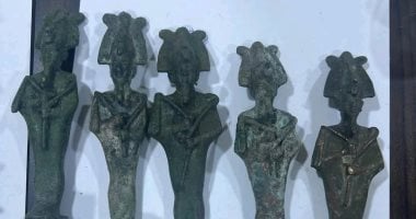جمارك نويبع تضبط محاولة تهريب كمية من القطع والعملات الأثرية المتنوعة.. صور جمارك نويبع تضبط كمية من القطع الأثرية
