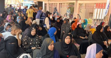 حضور مكثف من أهالى الأسمرات على لجان انتخابات مجلس الشيوخ 2025.. صور