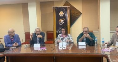 المهرجان القومى للمسرح يحتفى بمسيرة مهندس الديكور سمير زيدان تكريم سمير زيدان