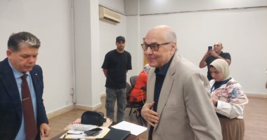 رئيس الغد يدلى بصوته.. ويؤكد: مجلس الشيوخ ركيزة رئيسية للحياة النيابية