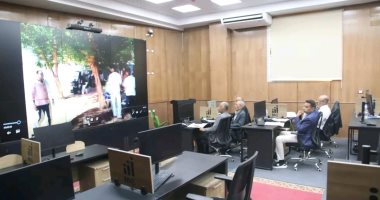 محافظ الوادى الجديد يتابع سير ثانى أيام التصويت فى انتخابات الشيوخ