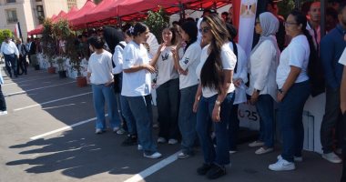 توافد الناخبين بدائرة التجمع للإدلاء بأصواتهم فى انتخابات مجلس الشيوخ