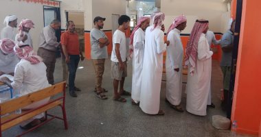 توافد الناخبين على لجان دهب فى جنوب سيناء للتصويت فى انتخابات الشيوخ