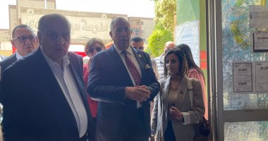 أمين عام حزب الجبهة الوطنية يتفقد لجان انتخابات الشيوخ بالتجمع الخامس.. صور