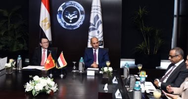 نائب وزير المالية الفيتنامى يشيد بحرص الحكومة المصرية على تهيئة المناخ الاستثمارى جانب من اللقاء