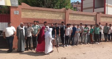إقبال متزايد على لجان كفر البطيخ فى اليوم الثانى لانتخابات الشيوخ بدمياط إقبال متزايد على لجان كفر البطيخ