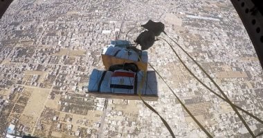 بتوجيهات رئاسية.. استمرار الإسقاط الجوى للمساعدات الإنسانية على غزة (صور) الإسقاط الجوى للمساعدات الإنسانية على قطاع غزة