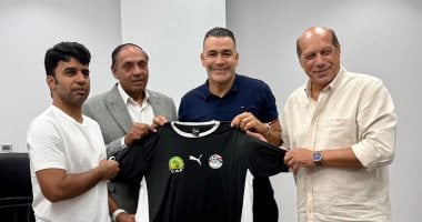 وفد إماراتي يزور الاتحاد المصري لكرة القدم لبحث سبل التعاون جمال الحساني مع الحضري وعلاء تبيل وجمال محمد على