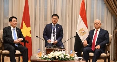 رئيس فيتنام يشيد خلال لقائه رئيس النواب بدور مصر الريادى فى حل النزاعات جانب من اللقاء