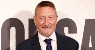 ستيفن نايت: فيلم جيمس بوند الجديد سيكون مخلتفا ستيفن نايت