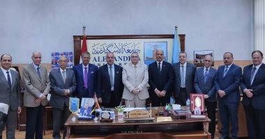 كلية التربية بالإسكندرية تنظم مؤتمرها العلمى الدولى عن إدارة المواهب التعليمية المشاركين فى المؤتمر