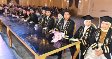 محافظ أسيوط يكرم أوائل الثانوية العامة والأزهرية دفعة 2024-2025 الطلاب المكرمين