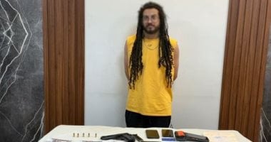 ضبط تيك توكر بحوزته سلاح وحشيش