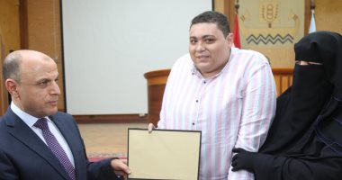 يوسف ذكرى من ذوى الهمم من أوائل الثانوية العامة: سألتحق بكلية الألسن.. فيديو