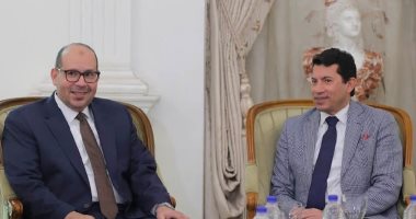 ياسر إدريس: المشهد الرياضى يدعو للفخر وشكرا لوزير الرياضة أشرف صبحى وزير الرياضة وياسر إدريس