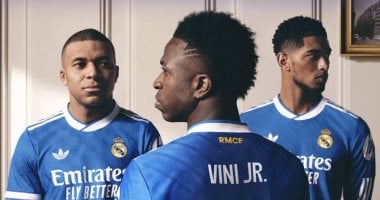 نيوز برو : 
                                            ريال مدريد يكشف عن القميص الثالث لموسم 2025-2026.. صور
                                        