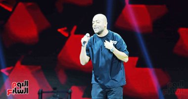 تامر عاشور يقدم أنا هاجى على نفسى والرك على النية بحفل مهرجان العلمين الجديدة.. صور 