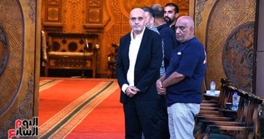 بدء عزاء الفنان الراحل سيد صادق بمسجد الشرطة بزايد.. صور عزاء الفنان الراحل سيد صادق