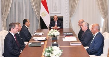 الرئيس السيسى يوجه بوضع خارطة طريق شاملة لتطوير الإعلام المصرى والاستعانة بكل بالخبرات والكفاءات الرئيس عبد الفتاح السيسي خلال اجتماع تطوير الإعلام المصرى