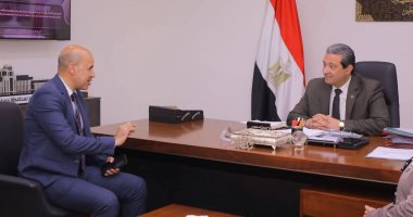 محافظ دمياط يبحث مع مدير "التضامن" الجديد تطوير الخدمات والرعاية محافظ دمياط يلتقى مدير مديرية التضامن الاجتماعي الجديد