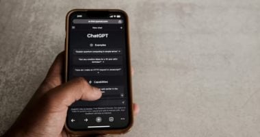 مش دكتور ولا بيفهم فى الطب.. نصائح ChatGPT تعرض حياة مسن للخطر ChatGPT