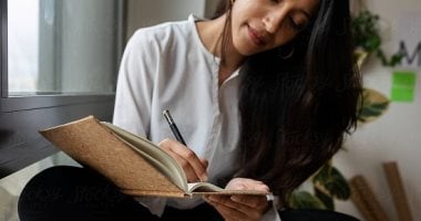 نيوز برو : 
                                            4 أحجار كريمة تعمل على تصفية الذهن.. حجر العقيق الأبرز
                                        
