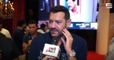 لو رجعت فترة الأربعينيات ولو كنت زعيم عصابة هتعمل إيه؟.. اعرف رد عمرو يوسف عمرو يوسف