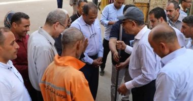 محافظ المنيا يمنع عمل عمال النظافة خلال ساعات الذروة طوال الموجه الحارة