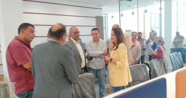 نائب محافظ الجيزة تتفقد اللمسات الأخيرة لمركز خدمات مصر بحدائق الأهرام.. صور نائب محافظ الجيزة تتفقد اللمسات الأخيرة لمركز خدمات مصر بحدائق الأهرام