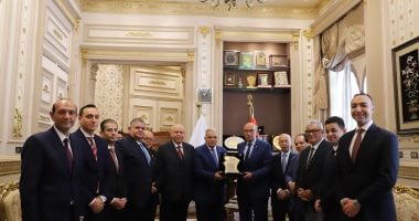 رئيس نادي قضاة مصر يهنئ رئيس محكمة 