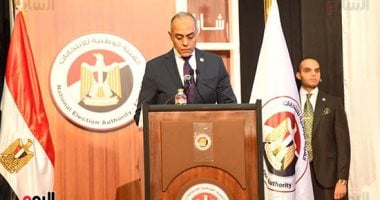 الوطنية للانتخابات: الانضباط والشفافية مكنتا المواطنين من حقهم الدستورى بكل حرية.. صور القاضي أحمد بندارى مدير الجهاز التنفيذى للهيئة الوطنية للانتخابات